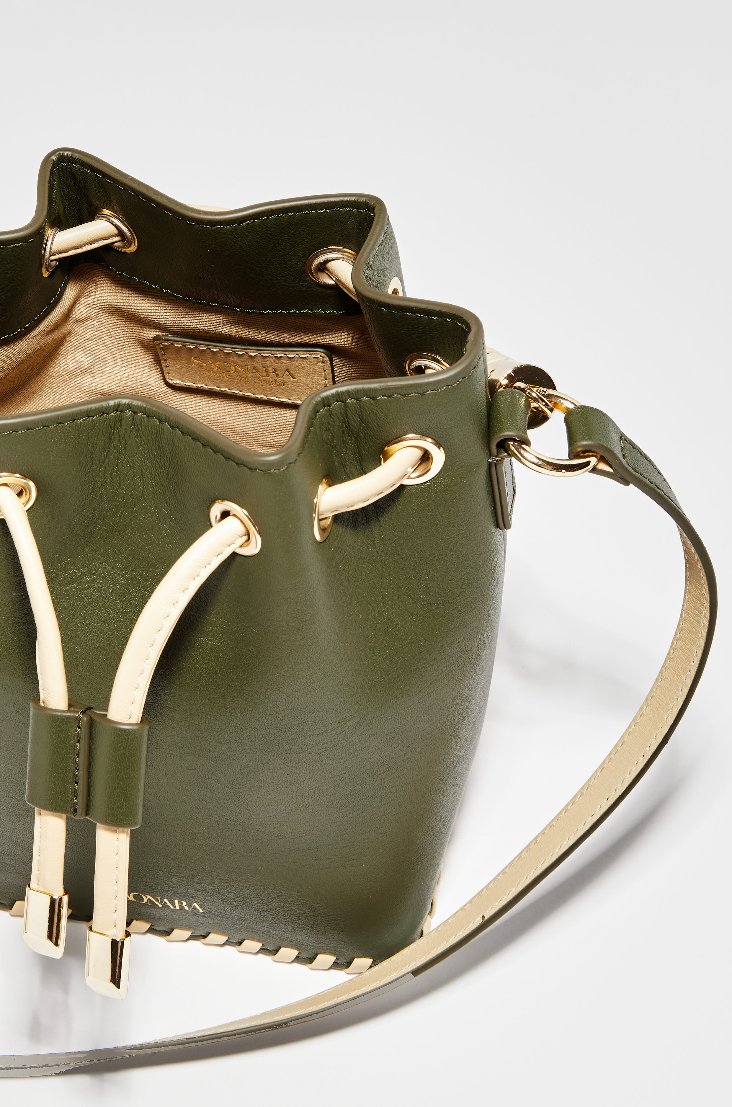 SAONARA MINI BUCKET GREEN ARMY/CREAM LEATHER